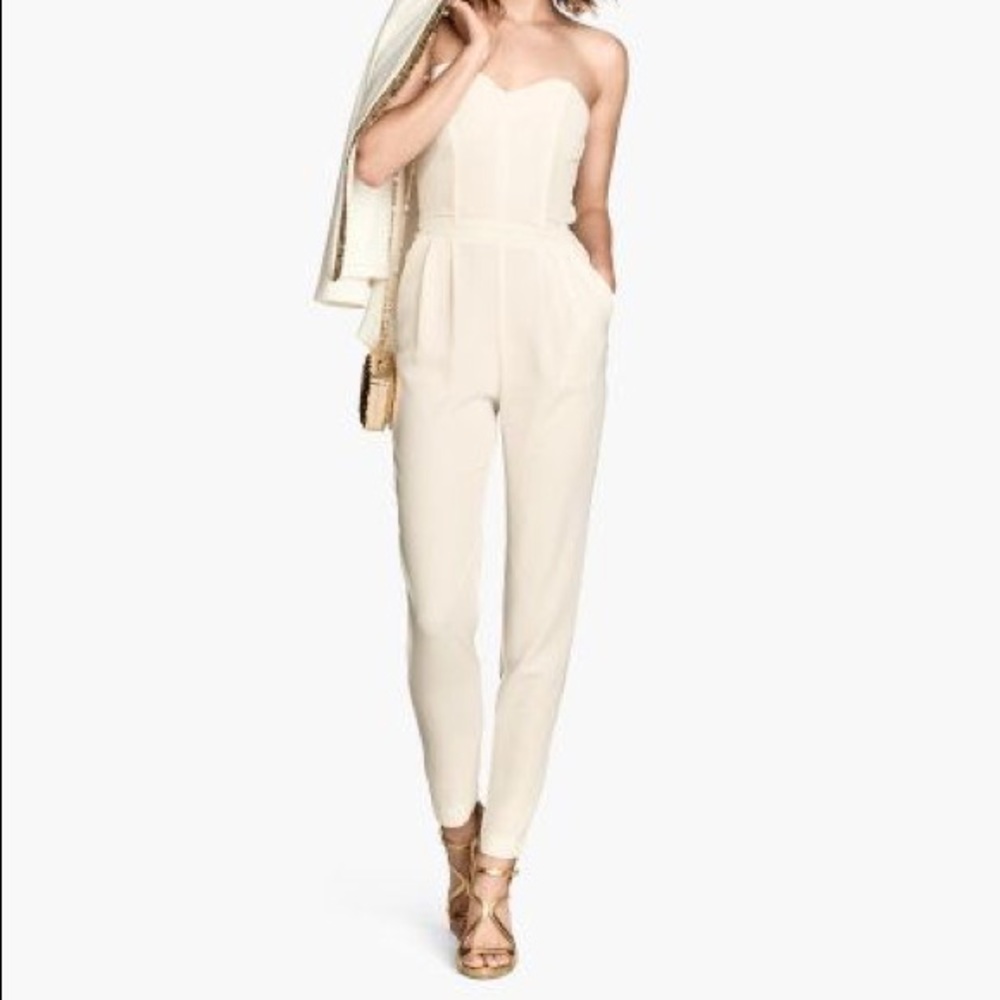 H&M Cream sweetheart neck jumpsuit NWT size 12